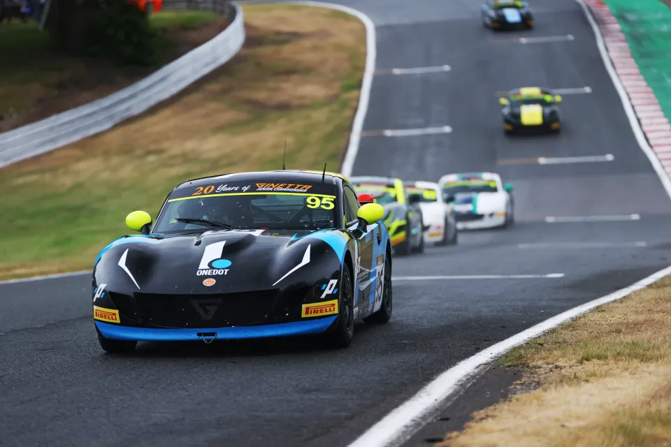 Round 3 - Difficult Weekend at Oulton